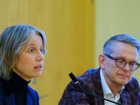 Guðrún Aspelund, sóttvarnarlæknir og starfandi landlæknir og Thor Aspelund, prófessor