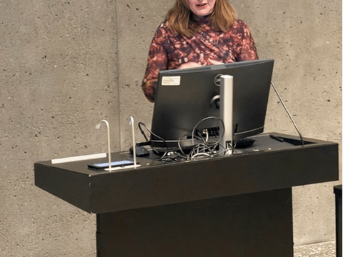 Helga Arnarsdóttir, verkefnisstjóri fjallaði um leiðir til að efla andlega líðan með HappApp