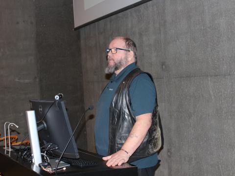 Heilsan okkar - Fíknivandi ungmenna